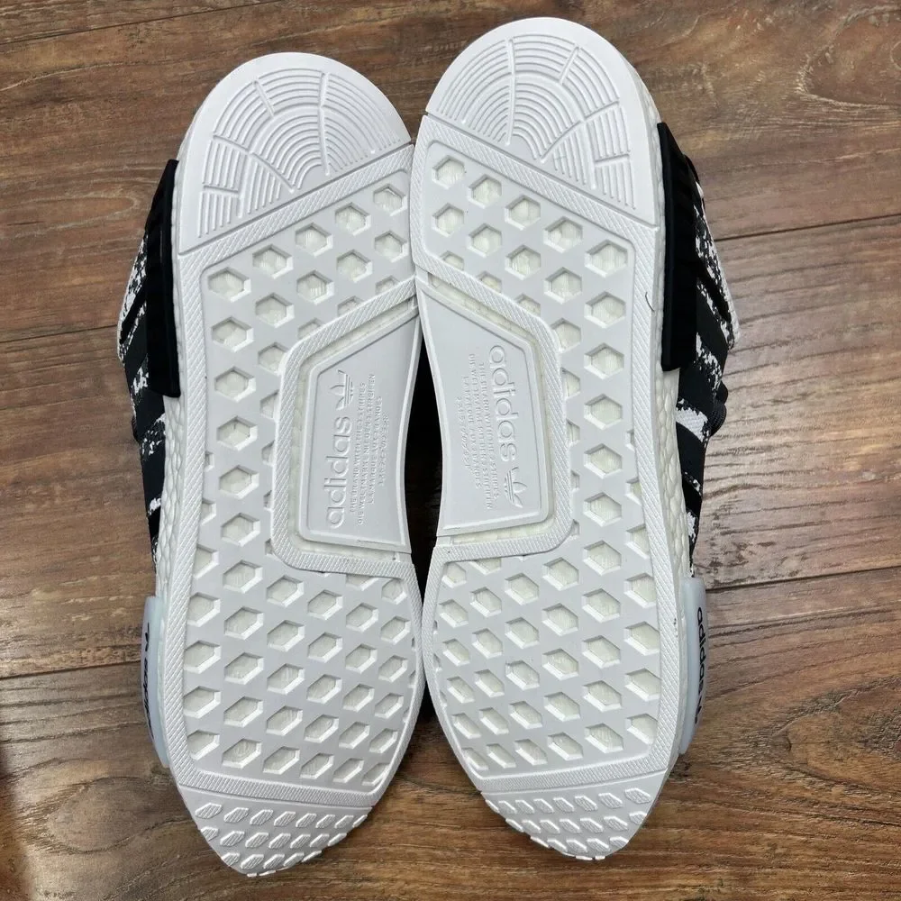 New Adidas NMD_R1 Grey Digi‎ Camo NMD R1 Black White IE9613 Womens 10 Shoes